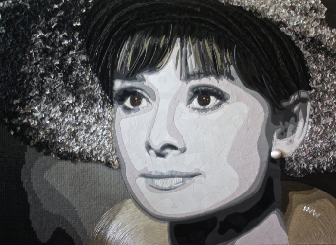 "Audrey" (110 CM X 150 CM)